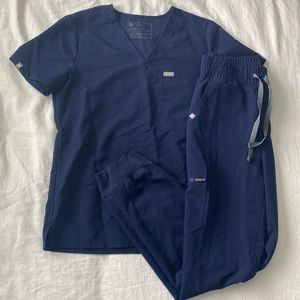 Navy Figs - one pocket top, high waisted joggers, barely worn!